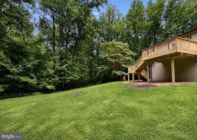7115 MAXWELL DR, Hughesville, MD 20637