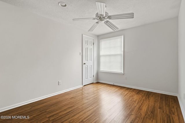 21 Parkview Way, Englishtown, NJ 07726