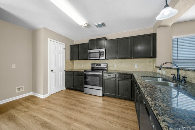 3971 Cherokee Blvd, New Braunfels, TX 78132