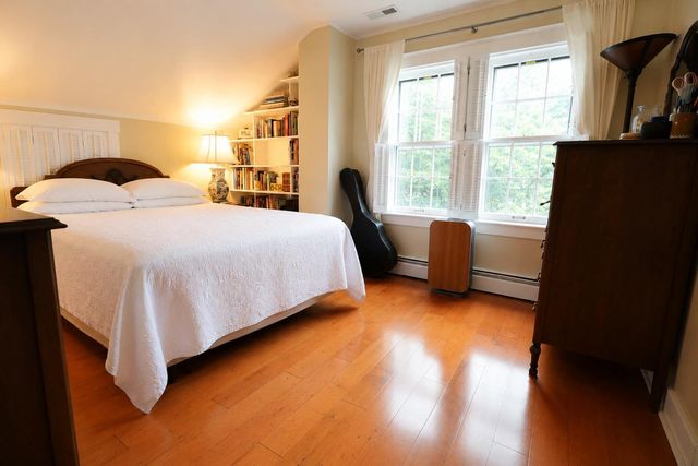 15 E WALNUT ST, Alexandria, VA 22301