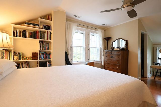 15 E WALNUT ST, Alexandria, VA 22301