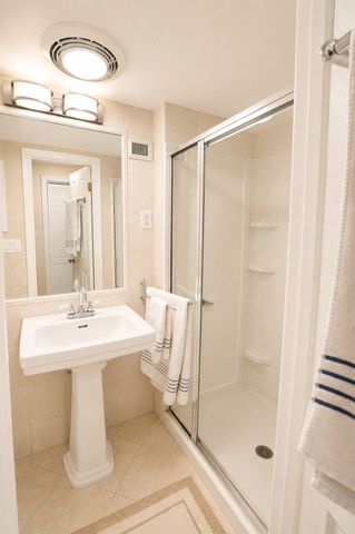 15 E WALNUT ST, Alexandria, VA 22301