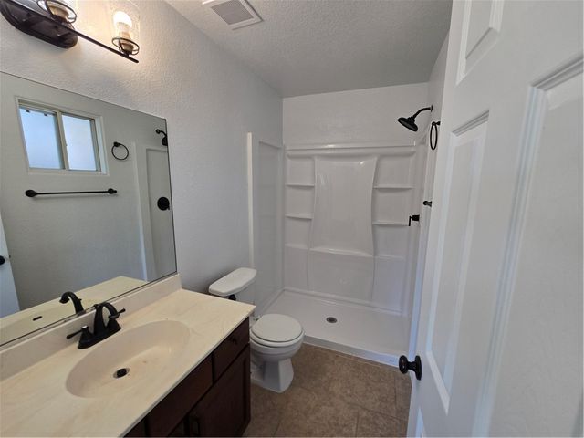 2470 E Neal Avenue, Kingman, AZ 86409