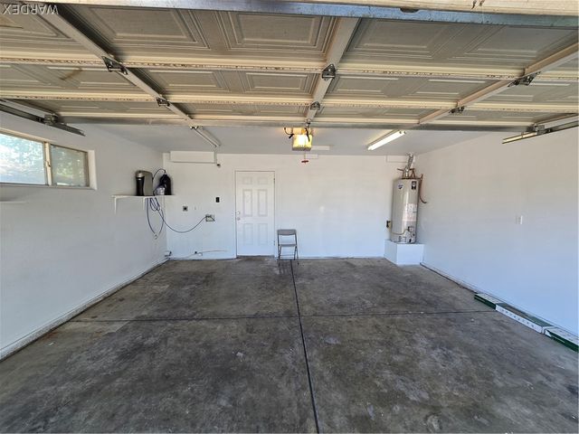 2470 E Neal Avenue, Kingman, AZ 86409