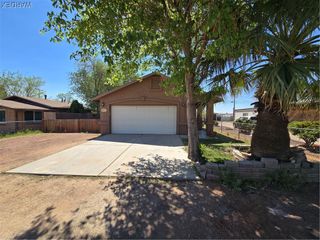 2470 E Neal Avenue, Kingman, AZ 86409