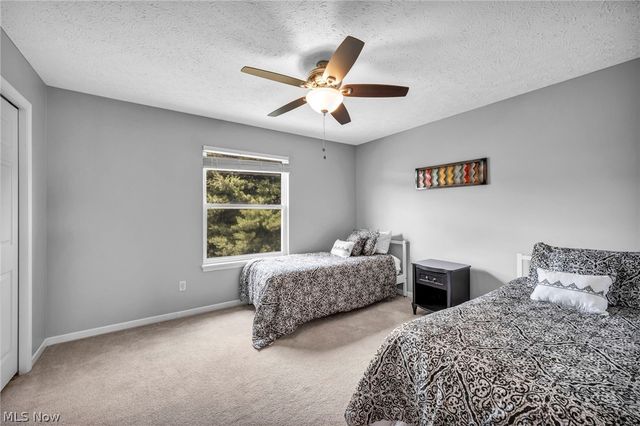 1174 Brittany Boulevard, Akron, OH 44312