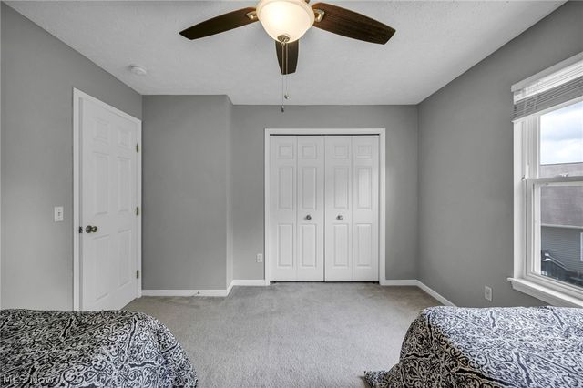 1174 Brittany Boulevard, Akron, OH 44312