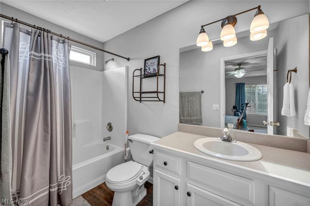 1174 Brittany Boulevard, Akron, OH 44312