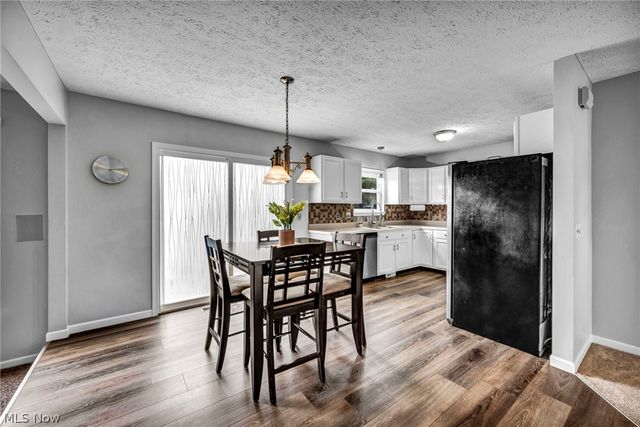 1174 Brittany Boulevard, Akron, OH 44312