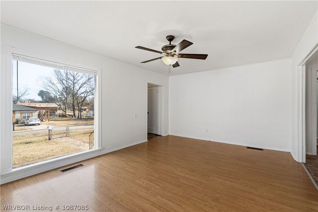 1511 N 39 Street, Fort Smith, AR 72903