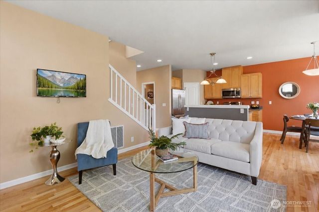 104 NE Sunset Street, Poulsbo, WA 98370