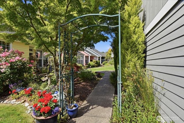 104 NE Sunset Street, Poulsbo, WA 98370