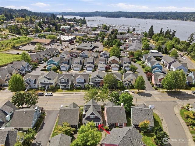104 NE Sunset Street, Poulsbo, WA 98370