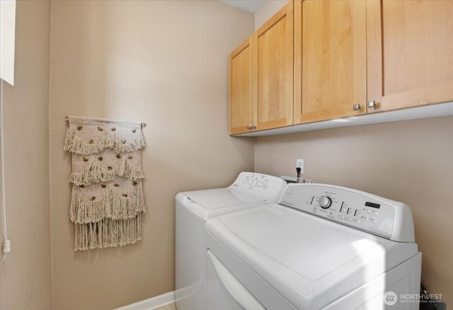104 NE Sunset Street, Poulsbo, WA 98370
