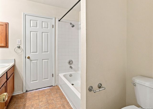 7218 BURNS WAY, San Antonio, TX 78250