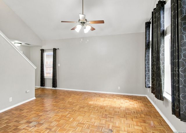 7218 BURNS WAY, San Antonio, TX 78250