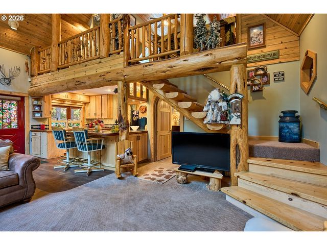 60081 POLLOCK Rd, Wallowa Lake, OR 97846