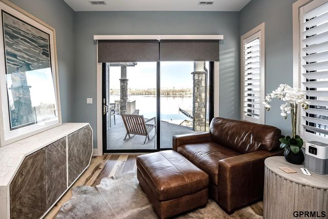 28420 Laurel Circle, Valley, NE 68064