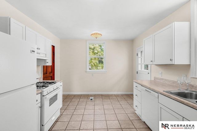 844 S 22nd Street, Omaha, NE 68108