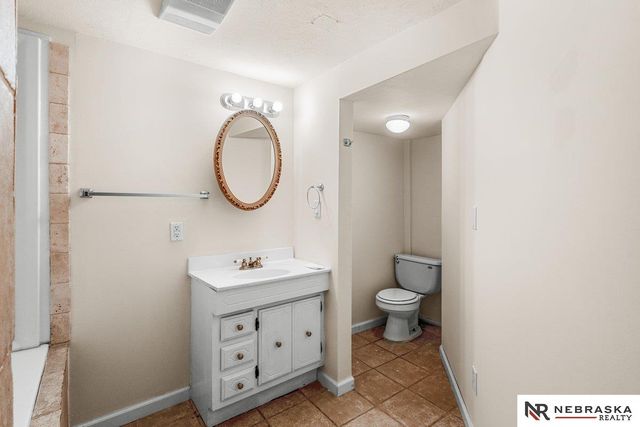 844 S 22nd Street, Omaha, NE 68108