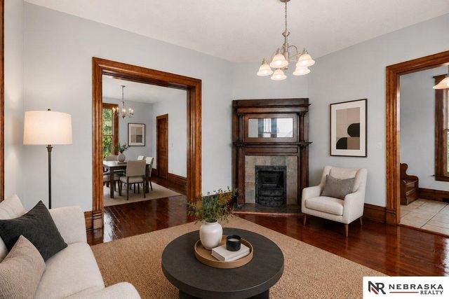 844 S 22nd Street, Omaha, NE 68108