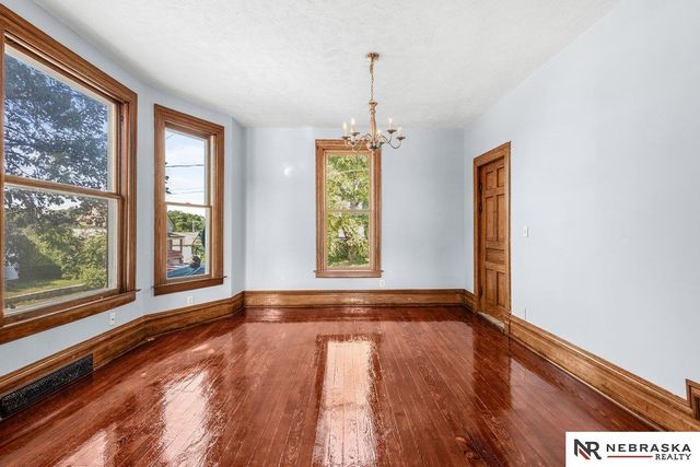 844 S 22nd Street, Omaha, NE 68108