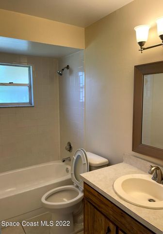 2012 Beekman Street NE, Palm Bay, FL 32905