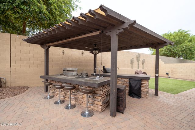2957 N RILEY Court, Buckeye, AZ 85396