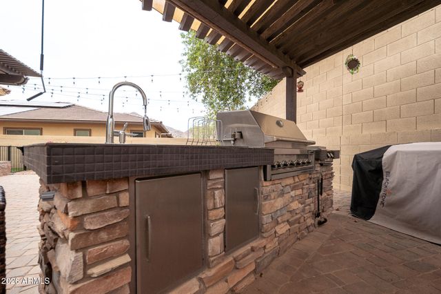 2957 N RILEY Court, Buckeye, AZ 85396