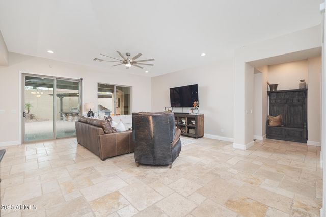 2957 N RILEY Court, Buckeye, AZ 85396