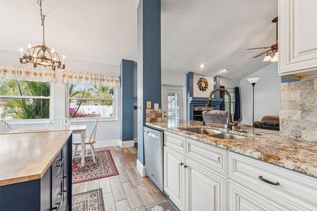 10207 RAINBRIDGE DRIVE, Riverview, FL 33569