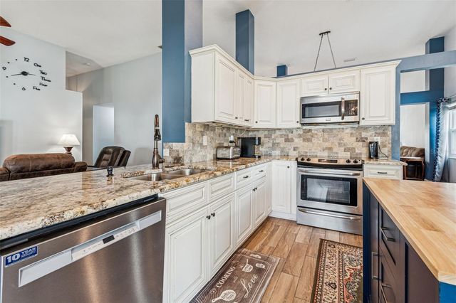 10207 RAINBRIDGE DRIVE, Riverview, FL 33569