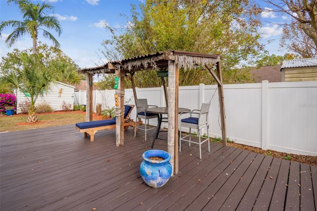 10207 RAINBRIDGE DRIVE, Riverview, FL 33569