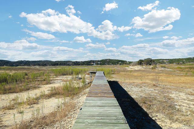 622 Pebble Beach, Lakehills, TX 78063