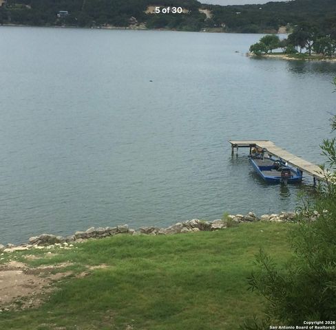 622 Pebble Beach, Lakehills, TX 78063