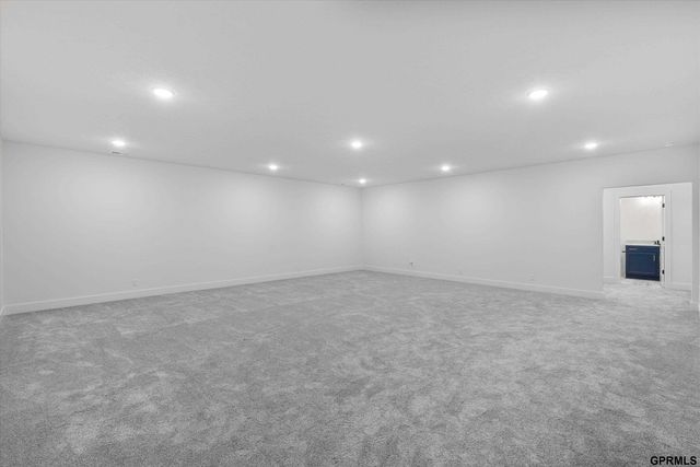 8612 Reed Street, Papillion, NE 68046