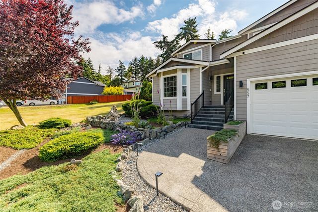 557 Fort Ebey Road, Coupeville, WA 98239