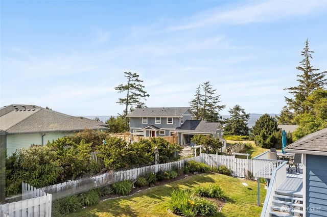 557 Fort Ebey Road, Coupeville, WA 98239