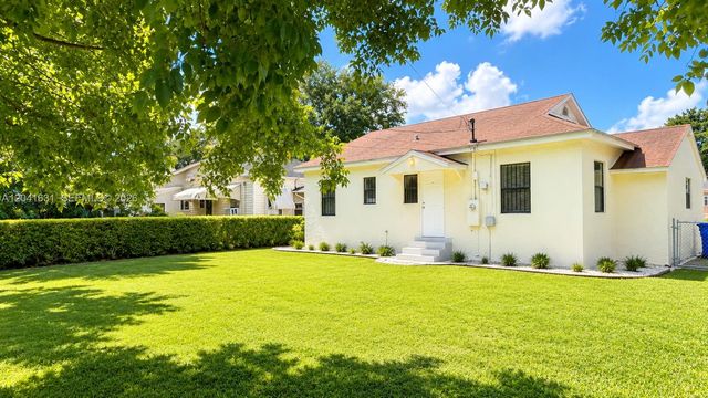 943 NW 63rd St, Miami, FL 33150