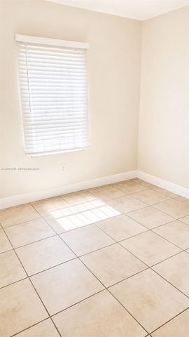 943 NW 63rd St, Miami, FL 33150