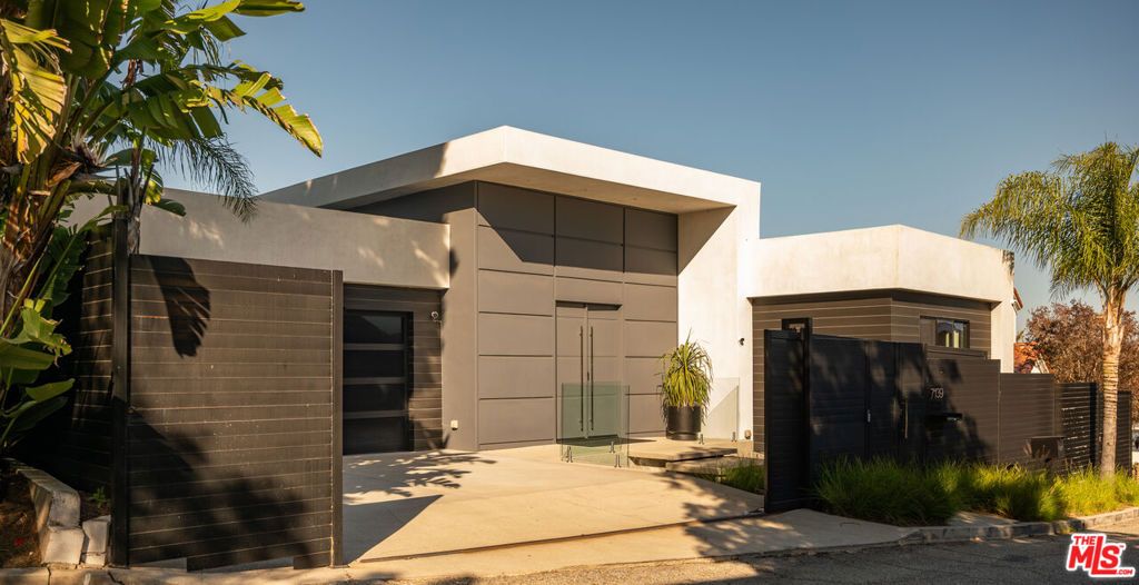7139 Macapa Drive, Los Angeles, CA 90068 — photo 4