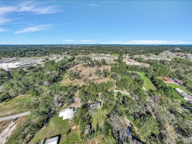 307 Sandybrook, Lufkin, TX 75901