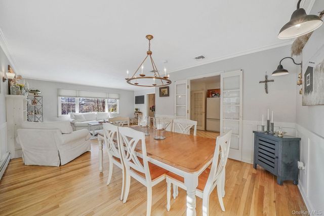 109 Quaker Path, Stony Brook, NY 11790