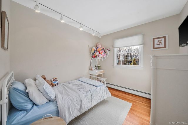 109 Quaker Path, Stony Brook, NY 11790