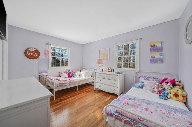 109 Quaker Path, Stony Brook, NY 11790