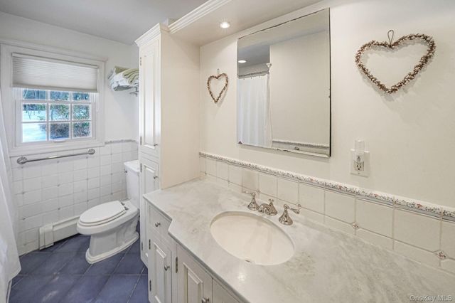 109 Quaker Path, Stony Brook, NY 11790