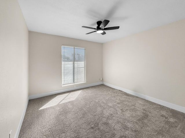 830 E Bedford Avenue, Fresno, CA 93720