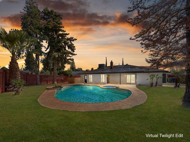 830 E Bedford Avenue, Fresno, CA 93720