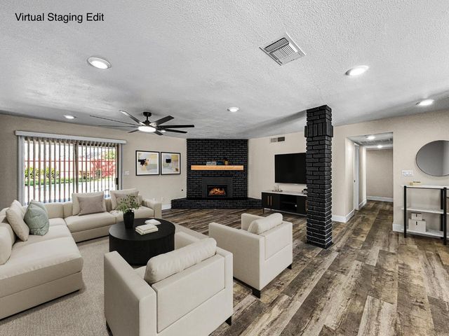 830 E Bedford Avenue, Fresno, CA 93720