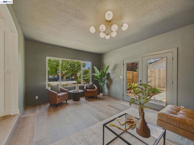 36340 Cypress Point Dr, Newark, CA 94560